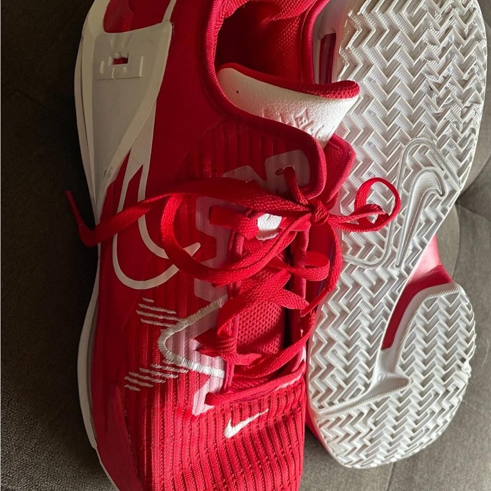 LeBron Witness 6 Nike Red and White Athletic Shoes for Basketball